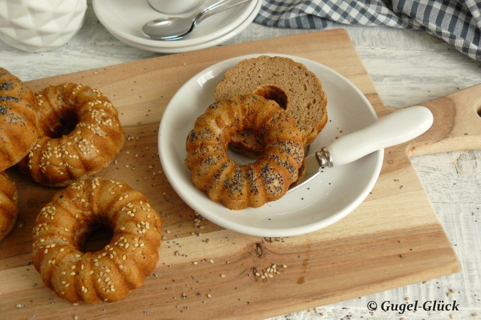 Rezept für Vollkornbrötchen zum selber backen.