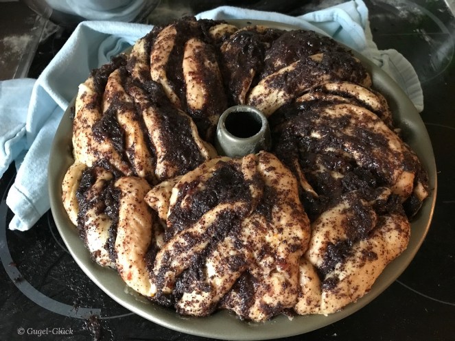 Hefezopf aufgegangen s