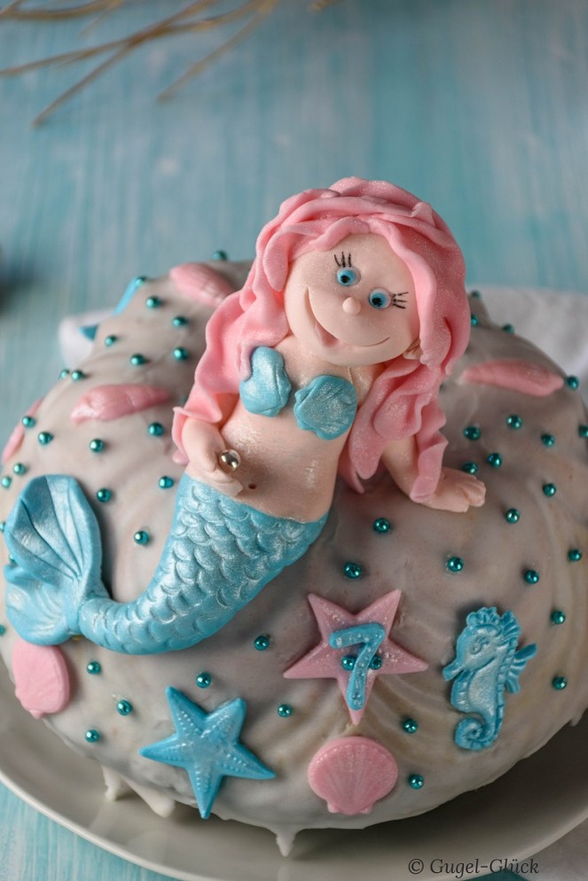 Regenbogenkuchen ganz einfach mit Meerjungfrau