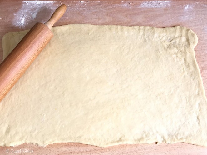 02 Teig ausrollen s